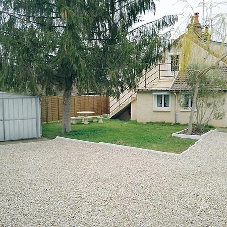 Gite De Montapeine Breteau Exterior photo